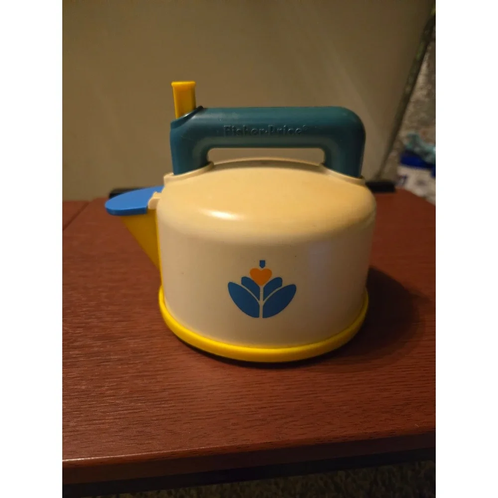 Vintage Fisher Price Tea Kettle 2113‎ Blue Flower Play Kitchen Toy 1982 USA